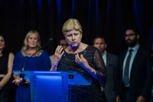 Leading Chemical Pathologist retires after four decades of service 1 Margaret accepting the NSW Health Pathology Chief Executive's Award for the "Chemical Pathology Harmonisation Project" in 2023.